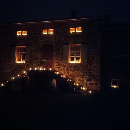 Domaine De La Poyat Bed and Breakfast Légny Eksteriør billede