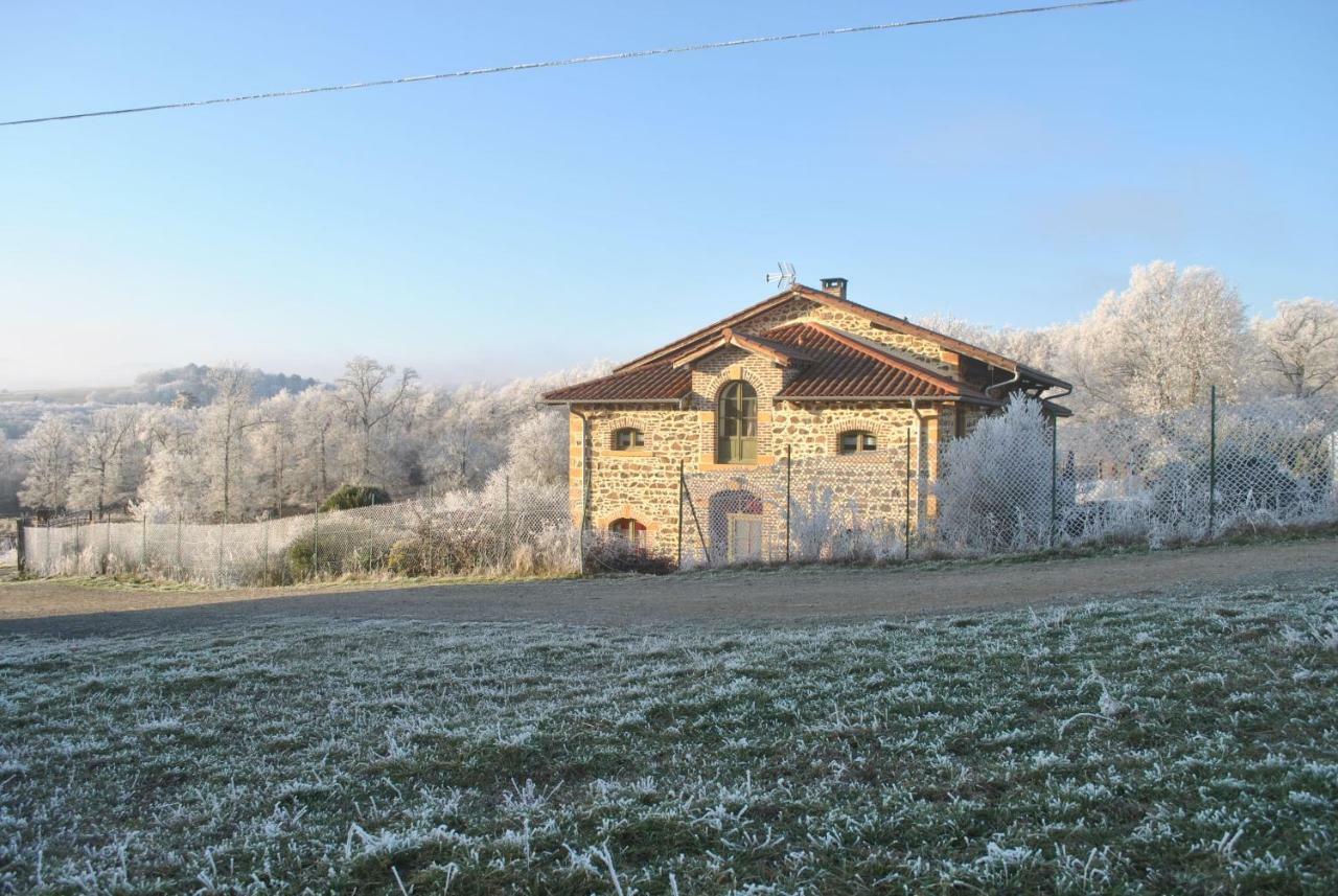 Domaine De La Poyat Bed and Breakfast Légny Eksteriør billede